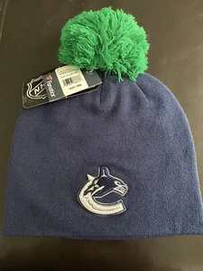 NHL NEW Womens Vancouver Canucks Winter Knit Hat with Pom. Beanie Gift Girls - Picture 1 of 3