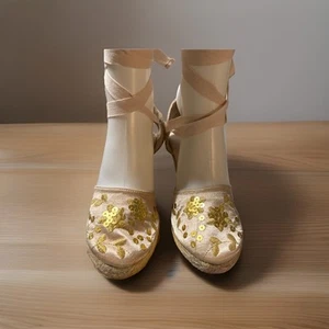Montego Bay Club Woman’s 8.5 Satin Pink W/Gold Sequence Ankle Wrap Espadrille - Picture 1 of 8