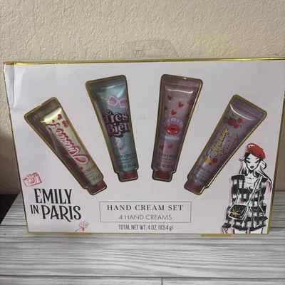 4 Emily in Paris 旅行护手霜 2.5 盎司套装/4 件套 — 第 1/4 张图片