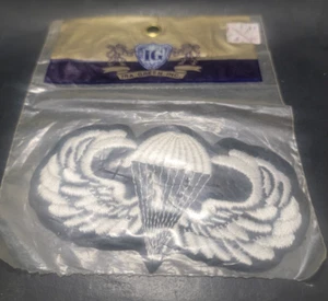 Großer Armee Fallschirmjäger Sprungflügel Aufnäher neu von IRA grün - 5 cm lang! - Bild 1 von 6
