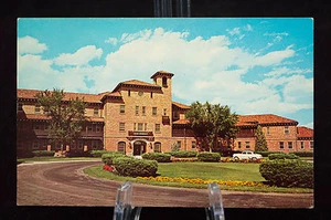 Postcard Cheyenne WY Veterans Administration Headquarters Building - Picture 1 of 10