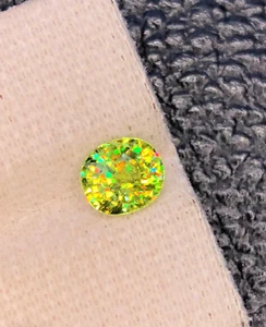 Full Fire Natural Sphene Titanite Gemstone, Oval shape faceted Sphene 1.25 cts - Picture 1 of 10