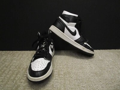 Tênis de basquete Jordan 1 retrô masculino 6.5 preto branco infantil alto OG 555088-010 - Imagem 1 de 4