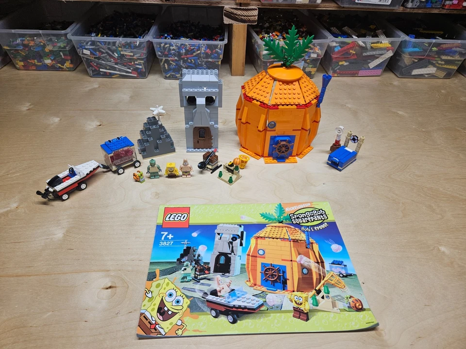 LEGO 3827 Spongebob Adventures in Bikini Bottom 100% COMPLETE w/Minifigs & Book - Image 1 of 4