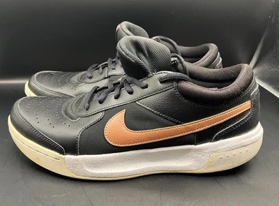 Nike Women's Sz 8.5 Court Lite 3 Black Bronze Athletic Tennis PickelBall Sneaker - Image 1 of 4