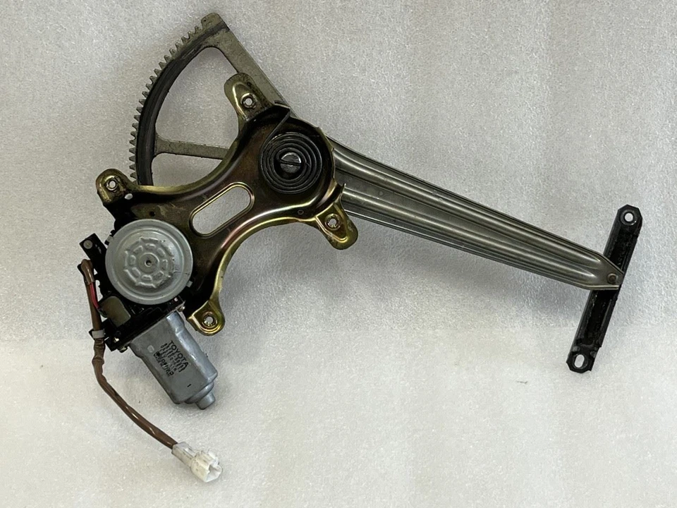 1997 LEXUS LS400 RIGHT REAR DOOR WINDOW REGULATOR WITH MOTOR 85720-50050 - Image 1 of 3