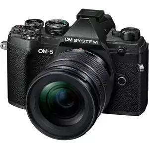 Olympus OM-5 Black + Ed 12-45 F4 Pro