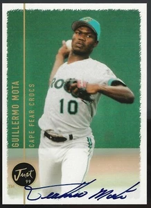 Guillermo Mota 1999 Just Autographs PV Card# 85 - Picture 1 of 4