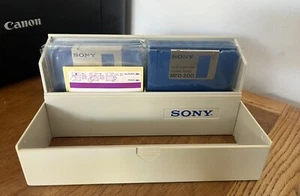 Sony MFD 2DD 3.5" Micro Floppy Disks - Double Sided x14 With Case – Unused - Afbeelding 1 van 4