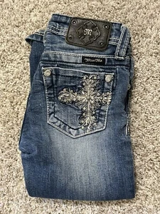Miss Me Girls 12 Medium Wash Blue Denim Jean Capris JK5424P Cross Pockets - Picture 1 of 8