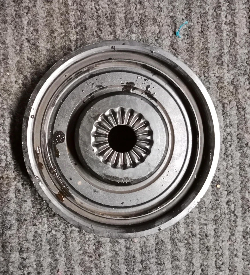 SEAT IBIZA 2019 POLEA EJE CIGÜEÑAL 04C105243AA Foto 1 de 4