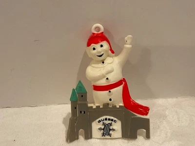 DE COLECCIÓN BONHOMME INVIERNO CARNAVAL QUEBEC ETIQUETA DE ADMISIÓN ADORNO 1994 Foto 1 de 4