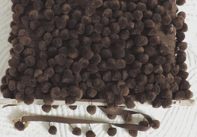 Pompón vintage con borde de consola para almohadas/tapizado marrón 37 yardas sin existencias Foto 1 de 3