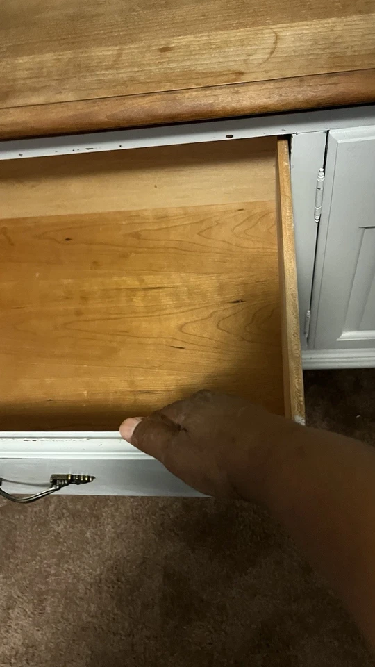 Buffet antiguo Thomasville Foto 1 de 4