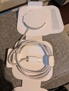 Apple MagSafe Charger 1m Braided Model A2580 (2024) MX6X3LL/A 25W Gen 2 *GENUINE - Afbeelding 1 van 1