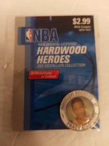 2005 NBA Hardwood Heroes Medallion Collection - Tracy McGrady - Mint In Pouch - Picture 1 of 2