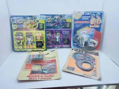 lotto giocattoli vintage anni 80 d'epoca gig giochi preziosi kombat car giochi - Immagine 1 di 4