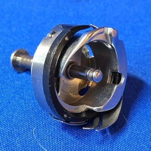 Genuine BERNINA Rotary Hook 185 200 730 006076.72.01 - Picture 1 of 6