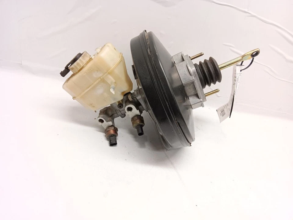2003-2006 OEM BMW E46 M3 cilindro mestre de reforço de freio - Imagem 1 de 4