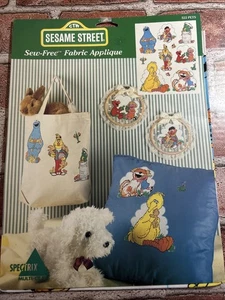 Vintage Spectrix Sesame Street Fabric Applique Sew-Free 522 Pets New - Picture 1 of 2