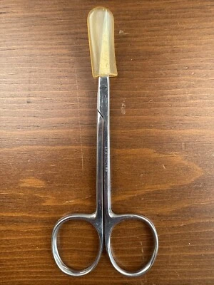 Stainless Steel 4-1/2” 29mm Curved Sharp Tip Dissecting Surgical Scissor - Image 1 of 4