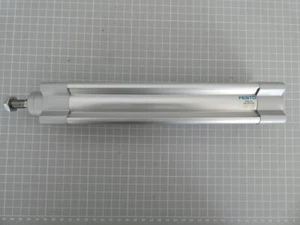 Festo Pneumatikzylinder DSBC-32-160-PPSA-N3; 1376473 J408 - Bild 1 von 5