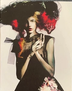 SIGNED Paolo Roversi – Palais Galliera (Thames & Hudson Hard Cover) Fashion NEW - Picture 1 of 3