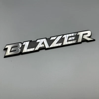 Chevrolet S10 Blazer 1991-94 logotipo placa de identificación de puerta emblema Foto 1 de 2