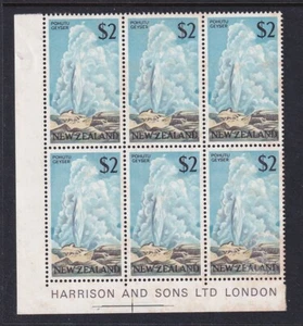 NEW ZEALAND.... 1968 $2 glacier, Plate block of 6 muh (some tone spots) - Picture 1 of 2