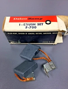 Juego de cepillos generador vintage General Motors Delco Remy NOS F-700 - Imagen 1 de 3