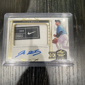 2022 Leaf Trinity Jacob Berry RPA NIKE LAUNDRY TAG Auto /50 Marlins - Picture 1 of 2