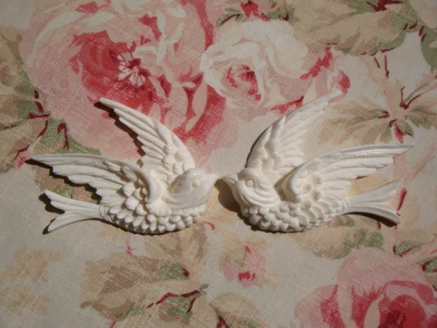 Shabby & Chic Swallow Bird Furniture Appliques 1 Pair L/R Architectural Mount Cover