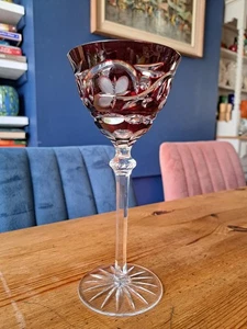 Vintage Deep Red Cut Glass Detailed Wine Glass/Goblet 20.5cm Tall - Picture 1 of 4