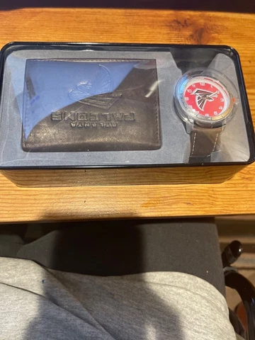 Atlanta Falcons NFL Watch Billfold Gift Set With Metal Box Cover