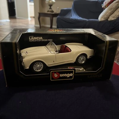 Lancia Aurelia B24 Spider White 1955 de Burago Italia #3010 escala 1/18 hallazgo raro Foto 1 de 4