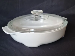 Vintage CorningWare 2.5L Microwave Browning Casserole Dish with Lid – USA Made - Picture 1 of 8