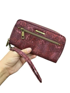 TRAVELON RFID Protect Block Floral Credit Card Zip Wallet Wristlet Red - Picture 1 of 9