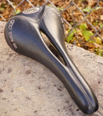 Selle Italia Trans Am 钛合金导轨切割自行车座椅 意大利比赛 复古 — 第 1/4 张图片