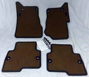 Land Rover Marca LR3 2005-2007 Bahama Beige Gomma Retro Carpet Opaco Set F E R - Foto 1 di 6