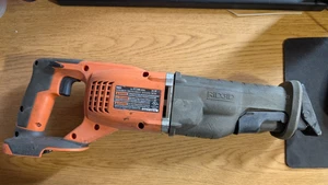 Sierra recíproca Ridgid 24V R8541 - Solo herramienta - Imagen 1 de 3