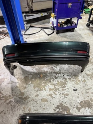 Parachoques trasero BMW 330ci E46 2001-2006 con cubierta de barra convertible OEM Foto 1 de 4