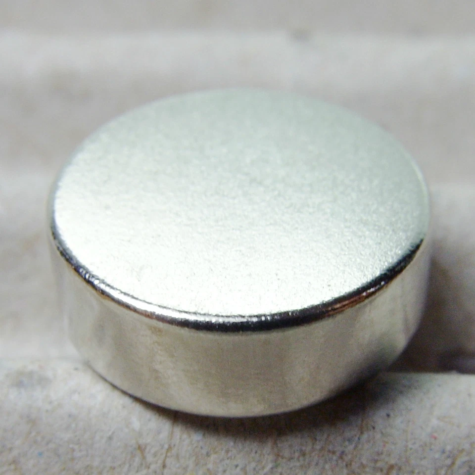 Sigma Magnet dünn 20520 für Trittfrequenz - Montage an Stahlachse vom Pedal - Bild 1 von 1