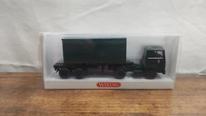 HO Scale WIKING Ford Transcontinental 20' Container Semi Truck - Picture 1 of 4