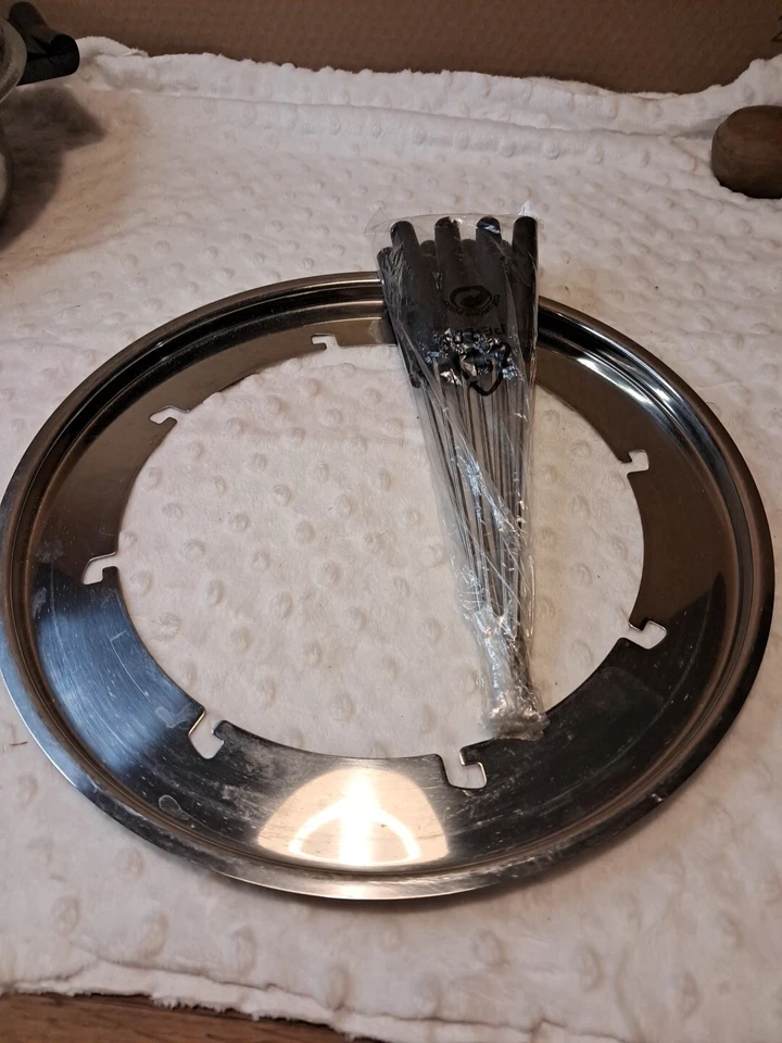 Inserto de fondue Precision NuWave y 8 horquillas utensilios de cocina de inducción 32007 32008 nuevo Foto 1 de 1