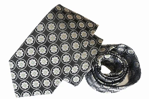 IKE BEHAR MEN'S TIE BLACK/FLORAL Width: 3.3/8" Length: 58" - Picture 1 of 3