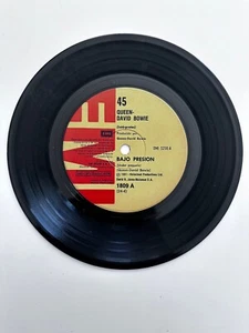Queen - David Bowie - RARE 7" SINGLE ARGENTINA - Bajo Presión UNDER PRESSURE - Picture 1 of 2