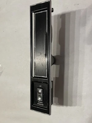 Cadillac DeVille Fleetwood 1989-1993 tracción delantera izquierda interruptor de ventana bandeja de cenizas fabricante de equipos originales Foto 1 de 4