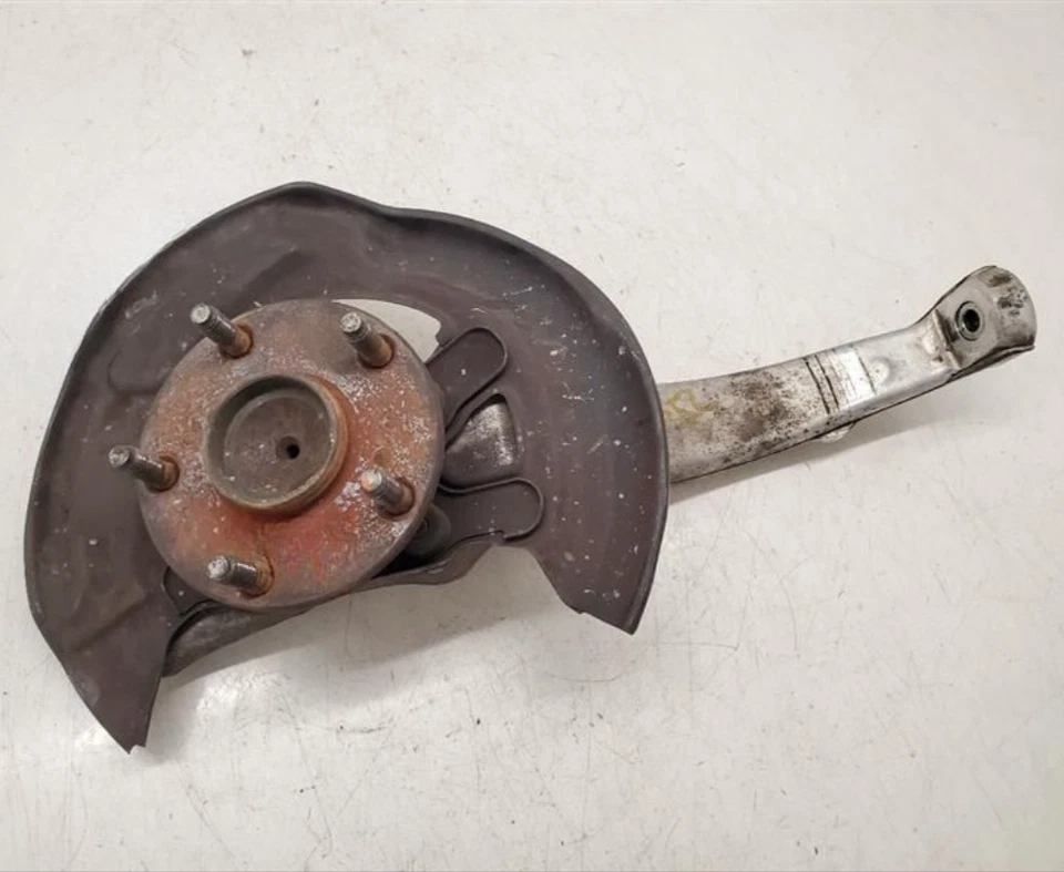 Conjunto de nudillo de husillo de conductor delantero izquierdo Lexus IS250 2010-2015 OEM 10-15 Foto 1 de 4