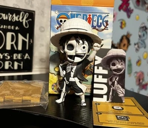 One Piece Rare Black White Luffy Mighty Jaxx Freeny Hidden Dissectibles Chase - Bild 1 von 5