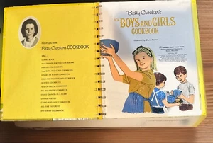 VINTAGE Betty Crocker’s New Boys And Girls 1965 Cookbook Spiral Book Hardcover - Picture 1 of 2
